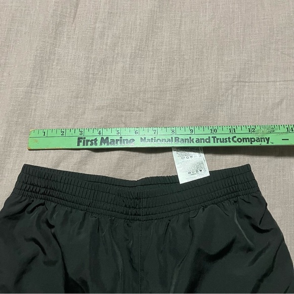 Jordan Kids Black Jogger Track pants Relaxed Fit elastic Size Large Athletic - Picture 7 of 8